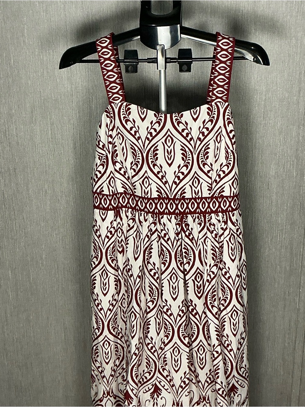 Talbots White and Burgundy Printed Maxi Dress Size 8 - Picture 4 of 12